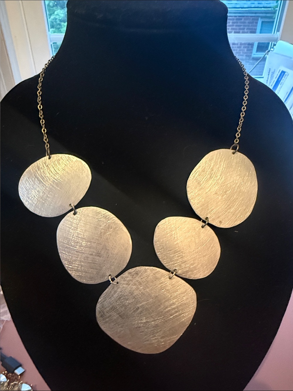 Women's Brushed Silver Disc Statement Necklace – Modern Multi-Disc Design